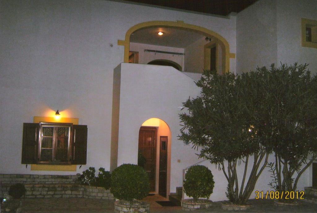 Cerigo House Apartment Kondolianika Bagian luar foto