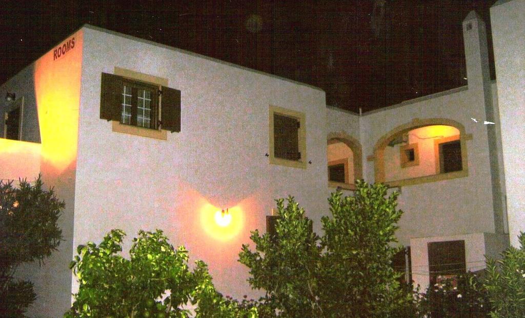 Cerigo House Apartment Kondolianika Bagian luar foto